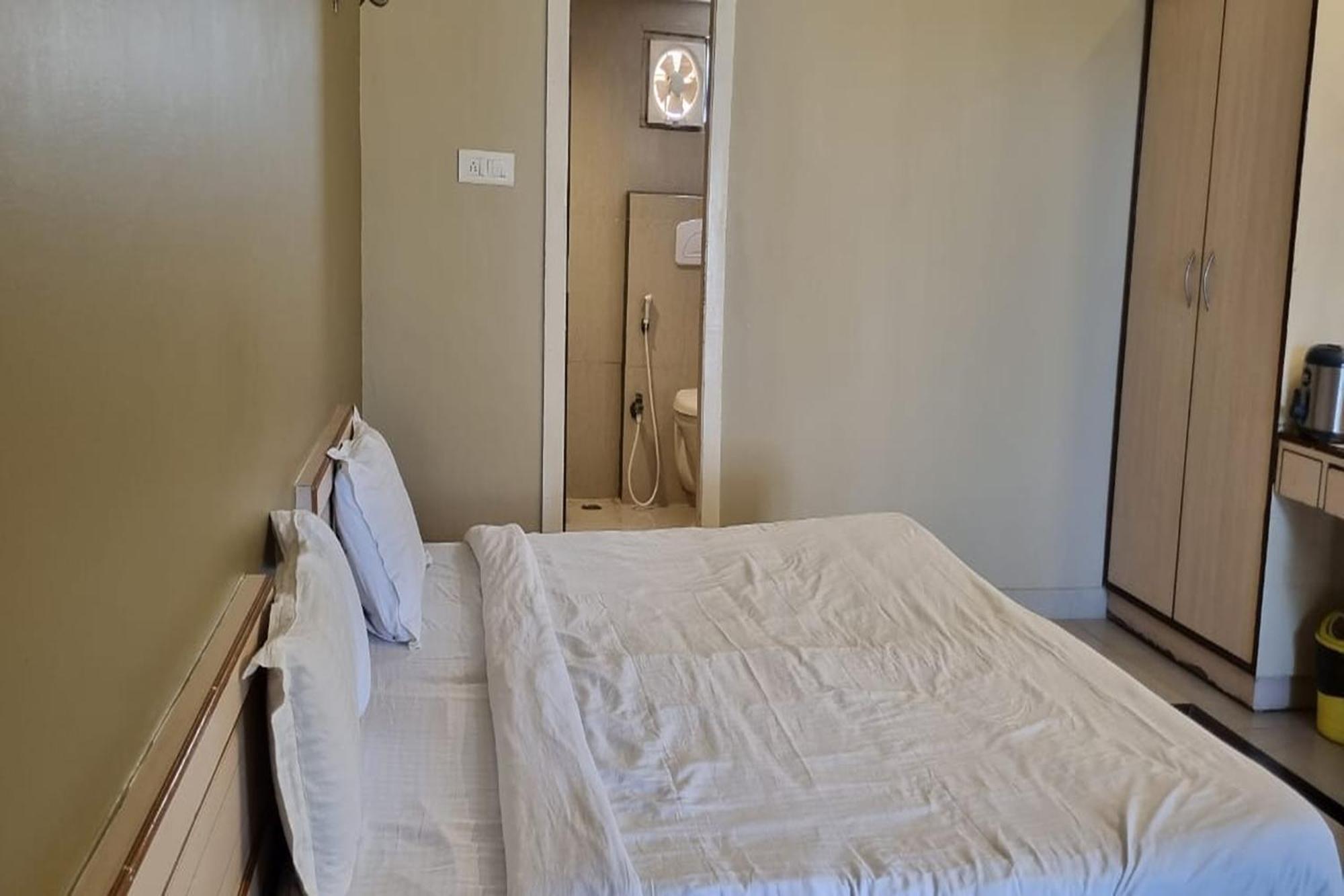Rupis Resort Near Udaipur Airport Dabok Экстерьер фото