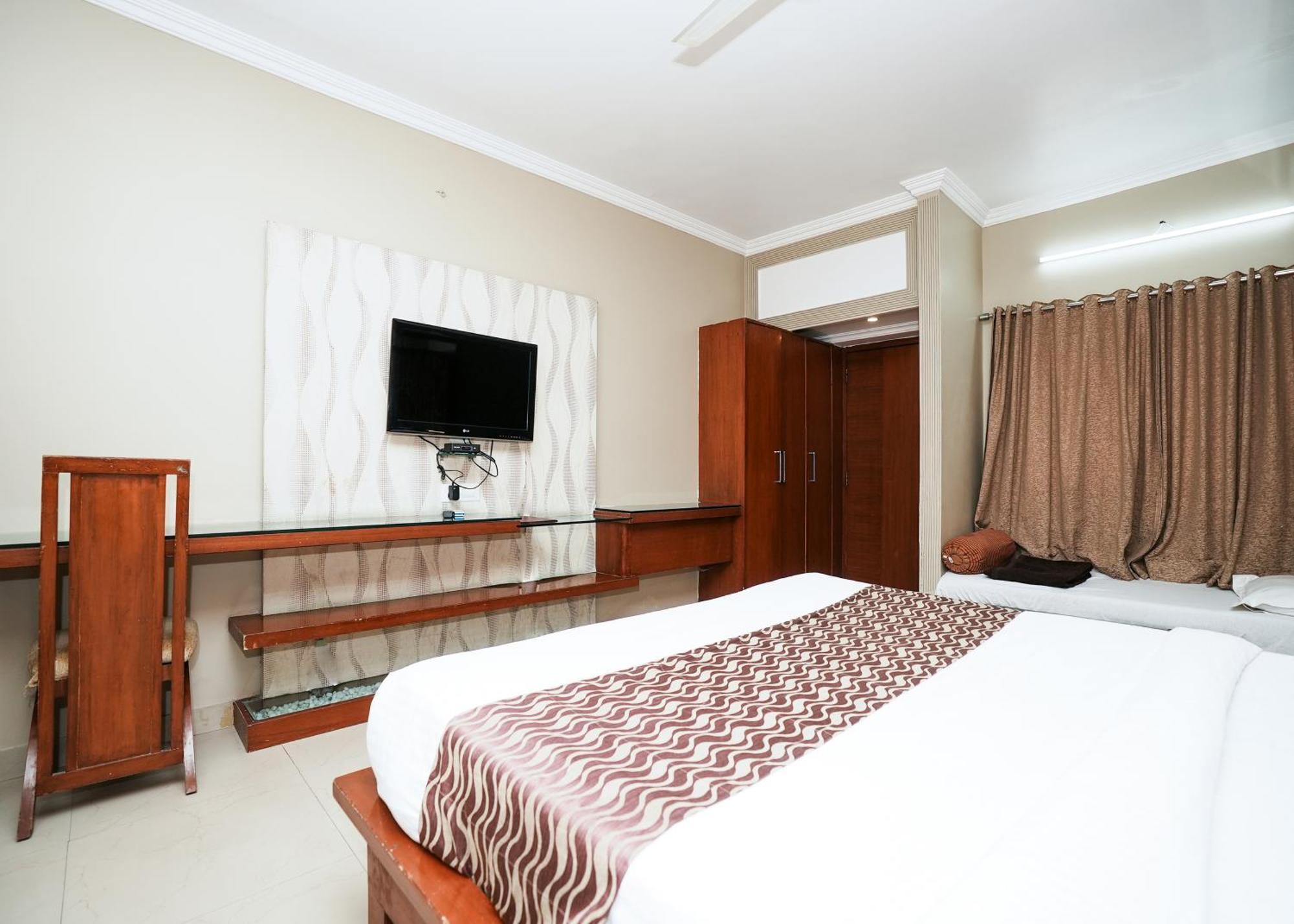 Rupis Resort Near Udaipur Airport Dabok Экстерьер фото