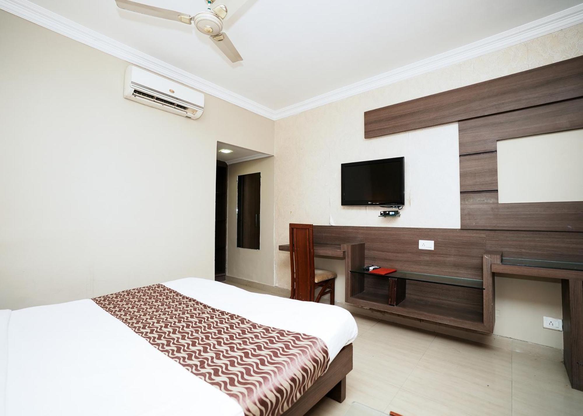 Rupis Resort Near Udaipur Airport Dabok Экстерьер фото