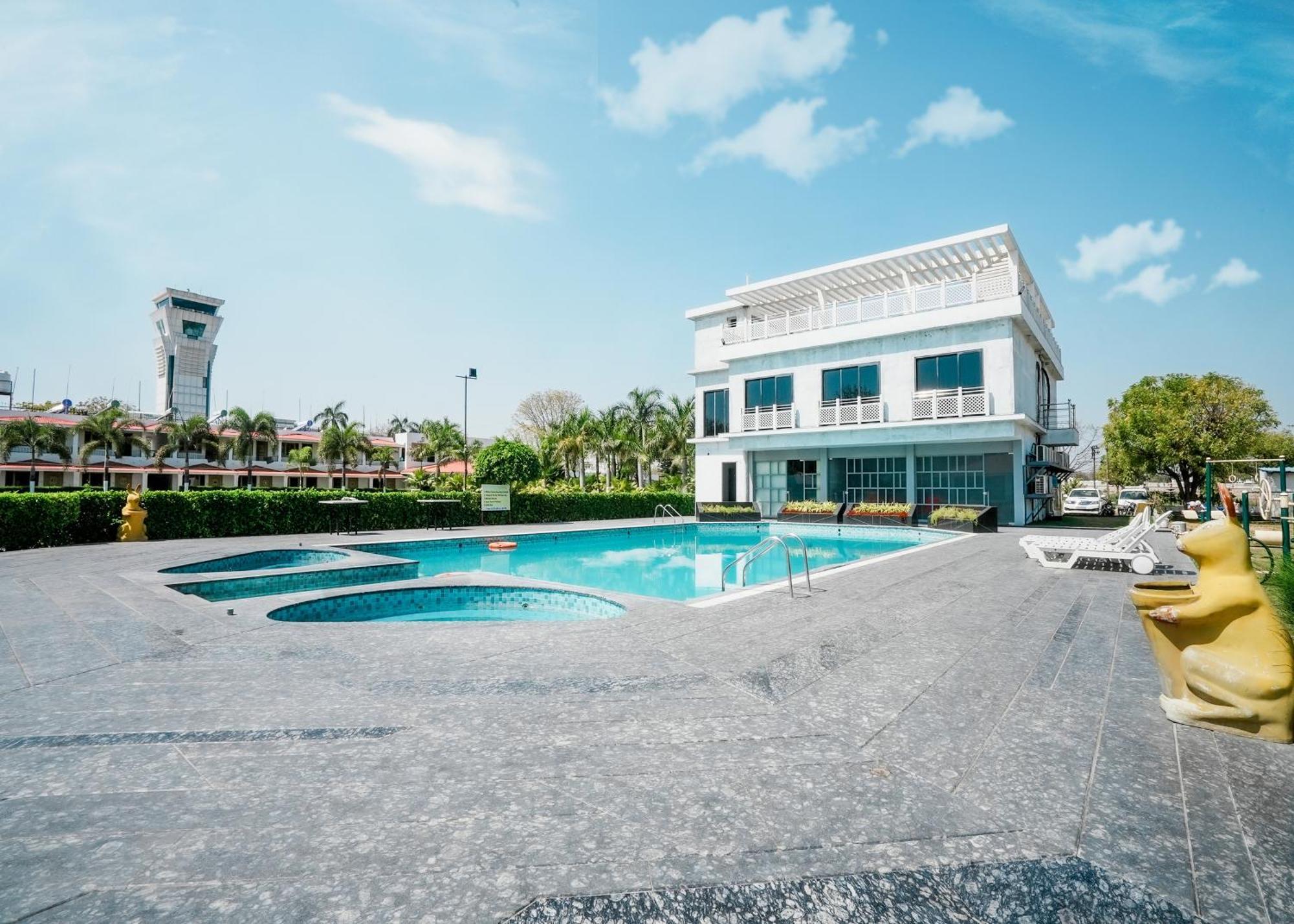 Rupis Resort Near Udaipur Airport Dabok Экстерьер фото